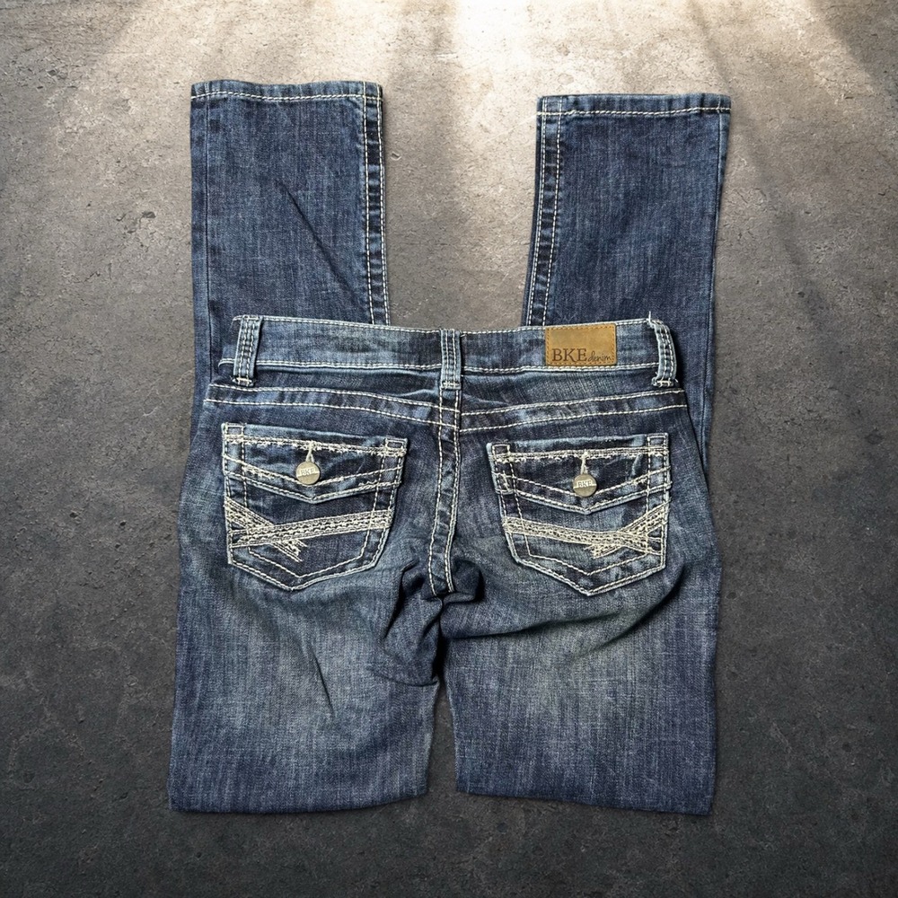 BKE Starlite Straight Leg Blue Jeans Embroidered Flap Pocket Size 26R Y2K Retro